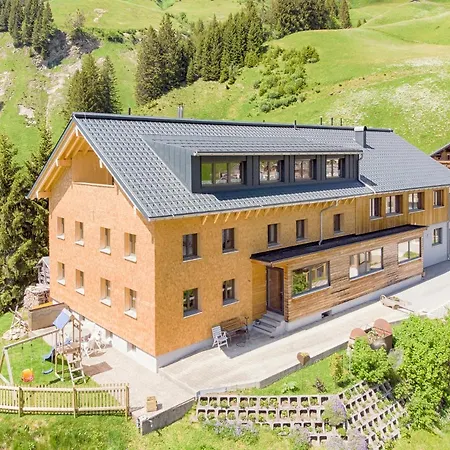 Haus Berghof Couette-café