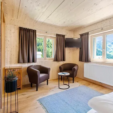 Haus Berghof 3*